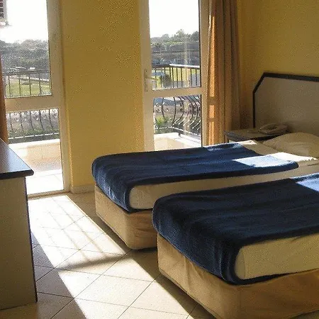 Hotel Sahara